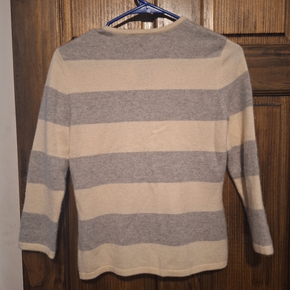 Lands' End Women's Gray and Cream Striped Sweater 100% Cashmere Size XS - Picture 5 of 5
